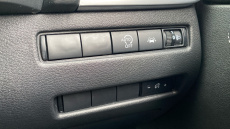 Nissan Qashqai 1.3 DiG-T MH 158 N-Connecta 5dr Xtronic Petrol Hatchback